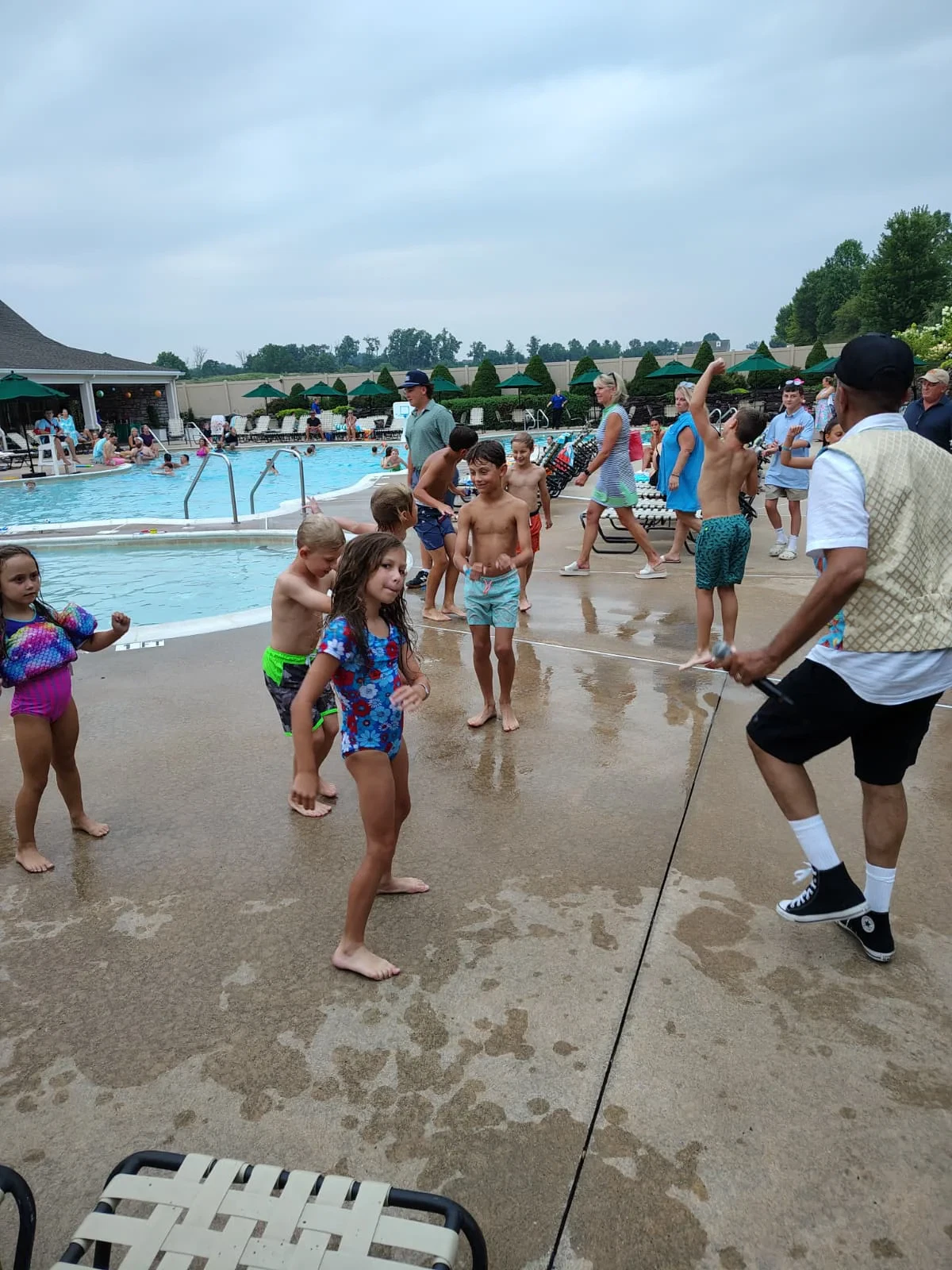 kids party entertainment by My Party Colors